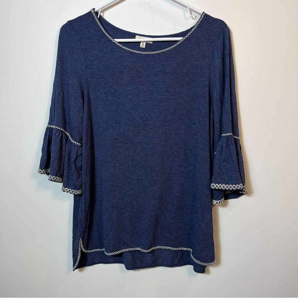 Max studio blue flowy Top L